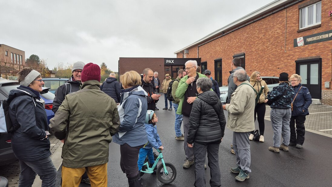 Deelnemers tijdens de nieuwjaarswandeling 2024